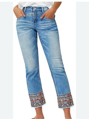 New Flamingals Tribal Embroidery, Cropped Jeans in a Size Medium.